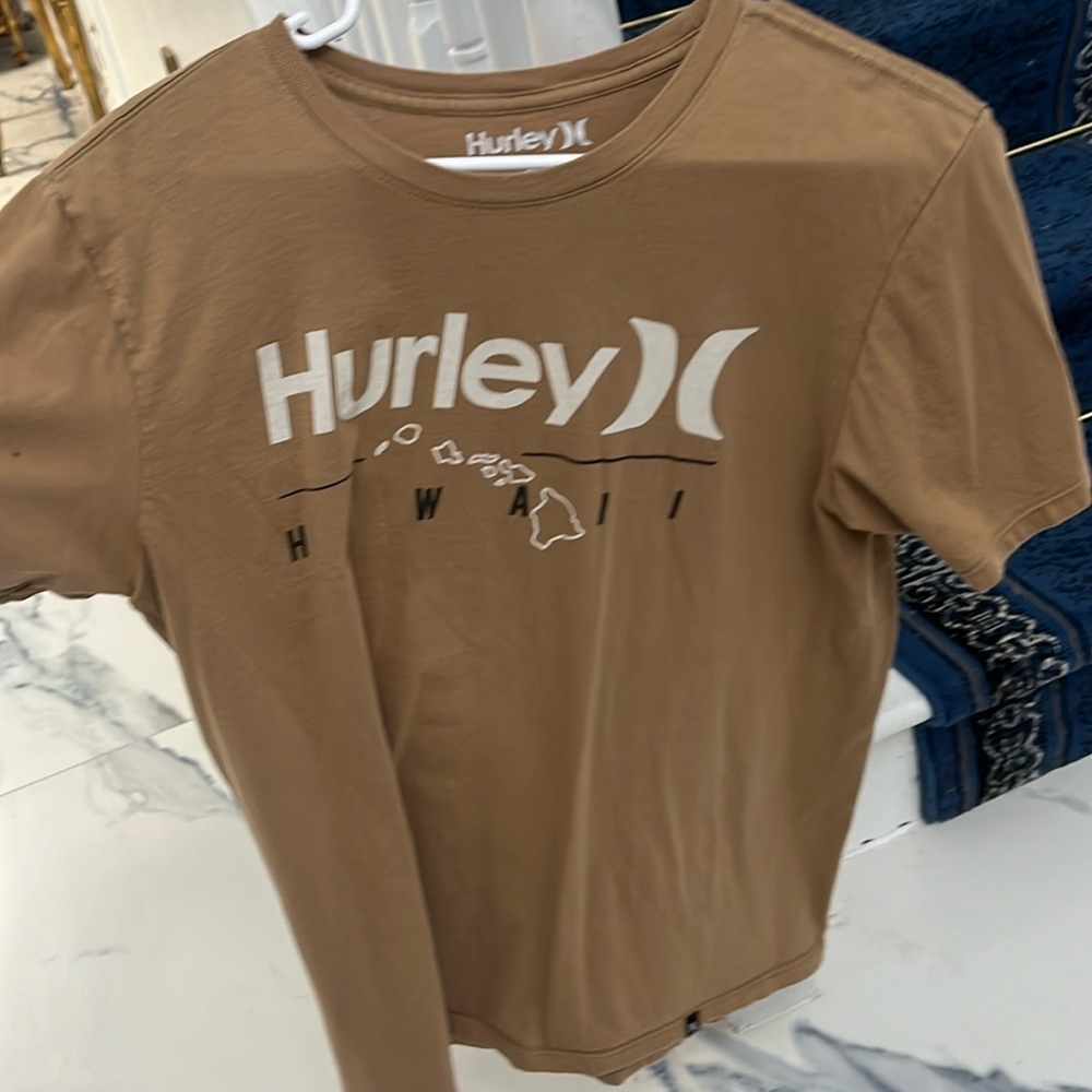 Hurley tee